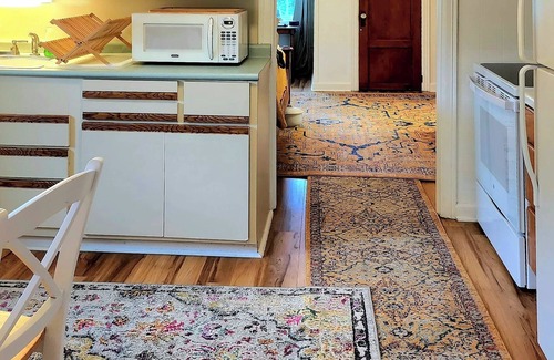 Limekiln Apartamento | Waterfront 1-bedroom apartment just 10 minutes drive to Santander Arena