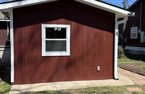 Grove Apartamento | Waterfront 2 Bedroom/Duplex H/Remodeled 2024