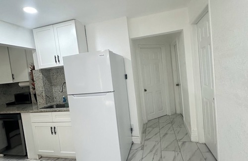 Coquina Key Apartamento | WATERFRONT 2bd/1ba Apartment w/ Kayaks