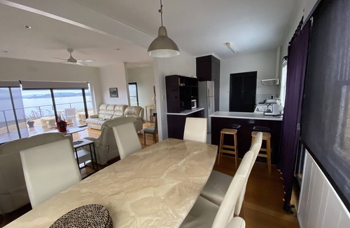 Howrah Casa | Waterfront 3 Bedroom House 10 min From Hobart