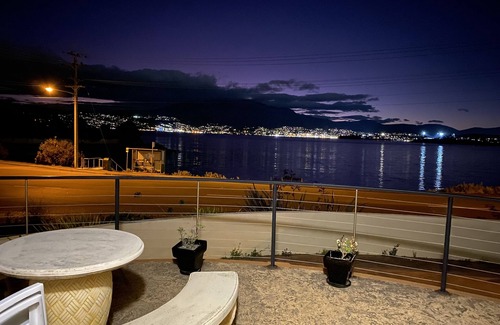 Howrah Casa | Waterfront 3 Bedroom House 10 min From Hobart