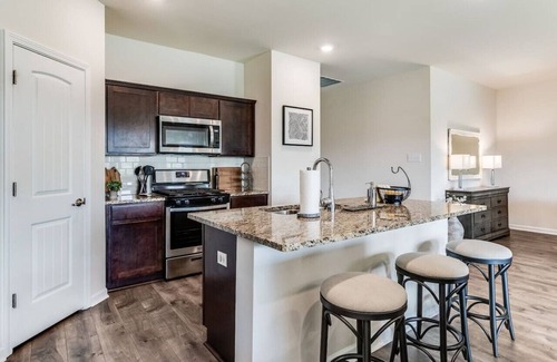 Lafayette Casa | Waterfront,4bedroom,2bath,King Bed,separate shower