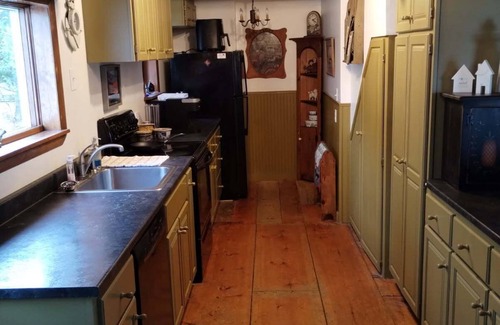 Pembroke Casa | Waterfront 5-bedroom house with breath taking views of the sunrises and sunsets