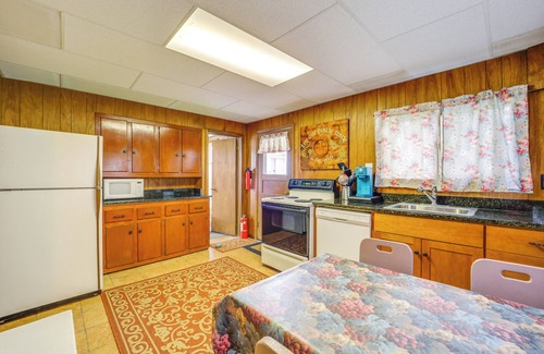 Oden Cabaña | Waterfront Alanson Cottage w/ Dock & Lake Access!