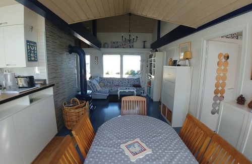 Anthy-sur-Leman Apartamento | Apartamento frente al mar con vista al lago y acceso