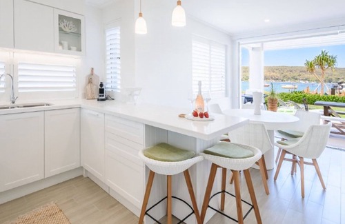 Booker Bay Apartamento | Waterfront apartment, stroll to Ettalong