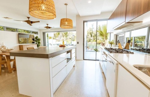 Maroochydore Casa | Waterfront at Serenity