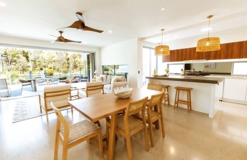 Maroochydore Casa | Waterfront at Serenity