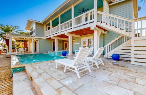 Key Allegro Casa | Waterfront Beauty