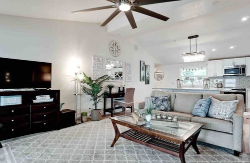 Englewood Villa | Impresionantes vistas de la costa! 3/2 diseñador Bella Vista Villa-piscina y playa