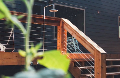 Hartsville Cabina | Waterfront Cabin in the Woods
