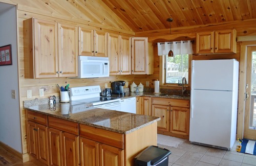 Thompson's Point Cabina | cabina privada frente al mar con Sebago Lake Beach