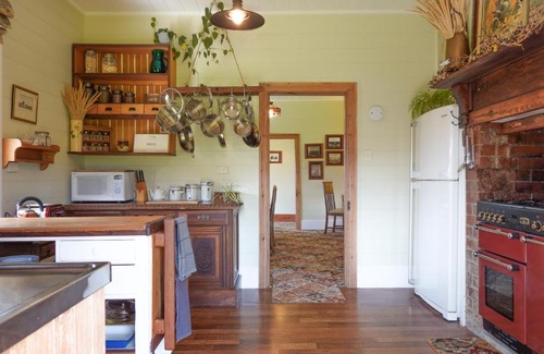 Dunalley Casa | Waterfront Casilda Guesthouse