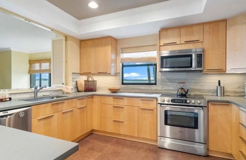 South Beach Condominio | Waterfront Condo in the Moorings of Vero Beach