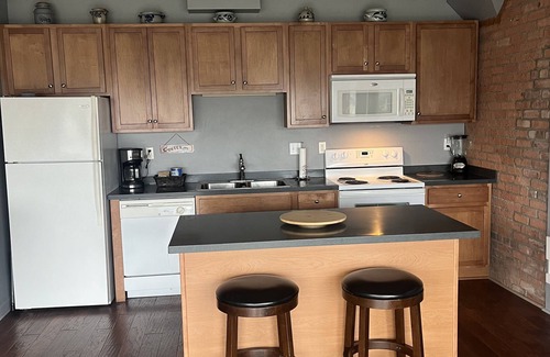 Sandusky Condominio | Waterfront Condo with great views of Sandusky Bay & Cedar Point Amusement Park