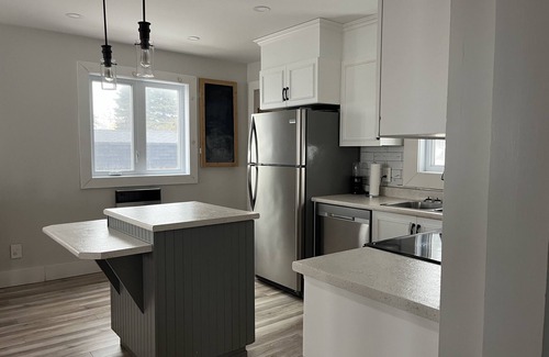 Petit-Rocher Chalet De Esquí | Waterfront Cottage