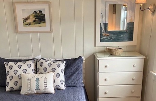 North Truro Cabina | Waterfront cottage in North Truro