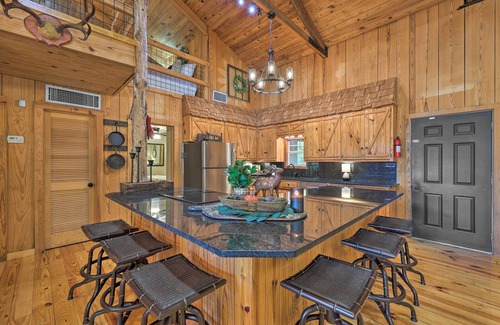 Arkadelphia Casa | Waterfront Deck: Home on Ouachita River!