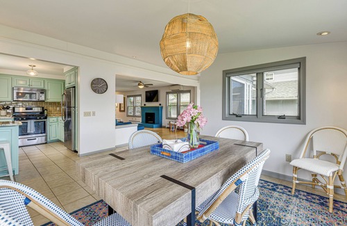 Malletts Bay Casa | Waterfront Getaway: Lake Champlain Family Retreat!