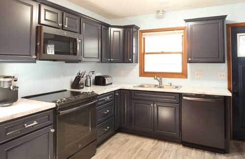 Abrams Casa | Waterfront Green Bay/Door County 3BR