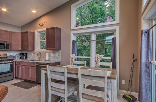 Greenwood Casa | Waterfront Greenwood Getaway w/ Deck & Grill!