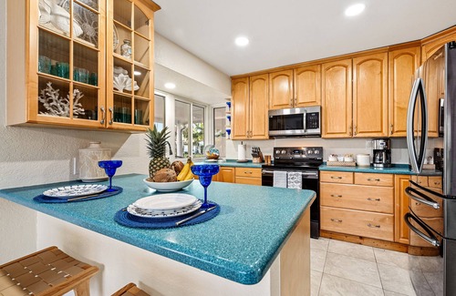 Fort Lauderdale Casa | Waterfront*HeatedPool+SPA*Kayak/Boards*Bbq