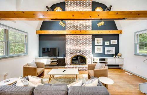 Ophelia Casa | Waterfront Heathsville Cottage with Dock and Hot Tub!