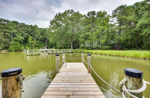 Ophelia Casa | Waterfront Heathsville Cottage with Dock and Hot Tub!
