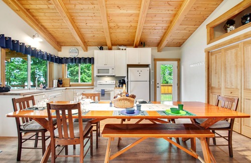 Bellingham Casa | Waterfront home on Lake Whatcom with private dock, beach, firepit & woodstove