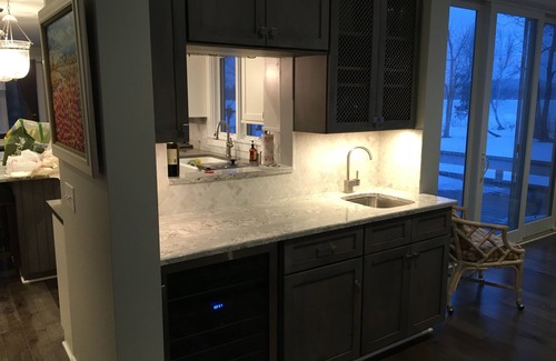 Petoskey Casa | De nueva construcción Frente al hogar en el hermoso lago redondo