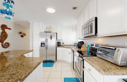 Key Largo Village Casa | Waterfront home w/ easy open-water access, bikes, ping pong & paddle boards