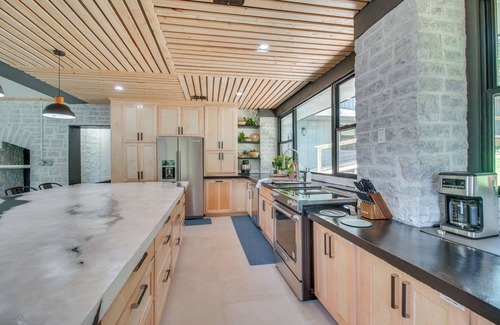 Grove Casa | Waterfront Hot Tub - Luxe Home on Grand Lake!