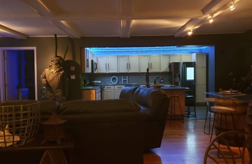 Buckeye Lake Casa | WATERFRONT house on Buckeye Lake Ohio with Boat Dock Available