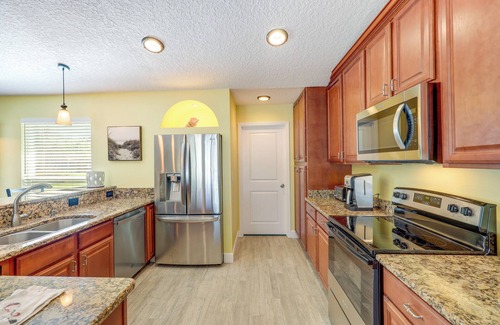 Isle of Palms Casa | Waterfront Jacksonville Retreat w/ Boat Dock!