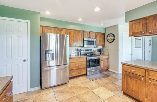 Arkansas City Casa | Waterfront Kansas Home w/ Private Fire Pit!