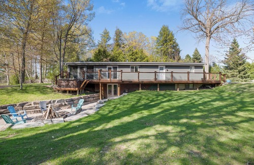 Kirkfield Casa | Waterfront Kawartha Cottage | Cozy Private Retreat