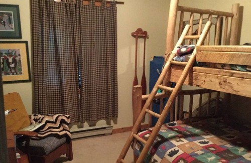 Trent Lakes Casa | Waterfront Kawartha Highlands Luxury Cottage