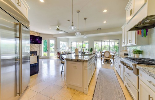 West Lake Estates Casa | Waterfront Luxury Gilbert Retreat w/ Pool & Spa!