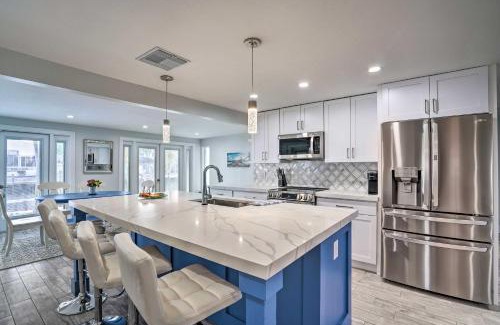 Matlacha Casa | Waterfront Matlacha Paradise with Hot Tub and Dock!