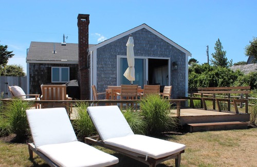 Quaise Cabaña | Waterfront Nantucket Cottage