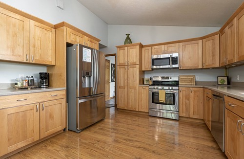 Marion Casa | Waterfront Next to Egyptian Hills Marina and KOA!