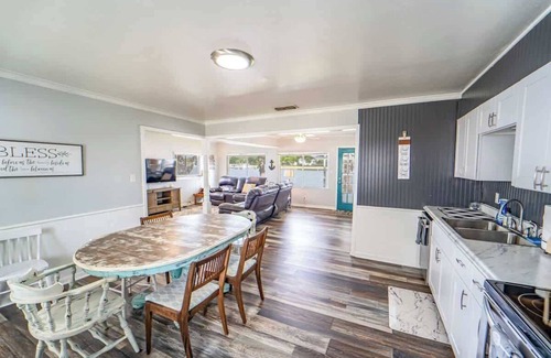 Graford Casa | Waterfront No Wake Cove 1 Min to Boat Ramp