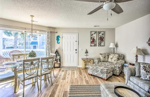 Cherry Grove Beach Apartamento | Waterfront North Myrtle Beach Condo with Pool Access