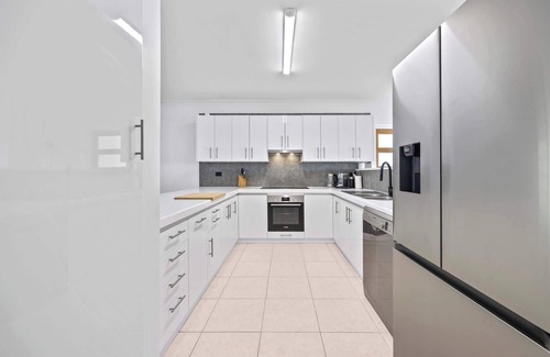 Dawesville Casa | Waterfront Wonder in Dawesville