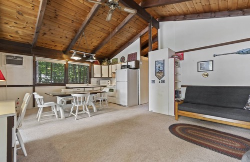 Standish Cabaña | Waterfront on Frye Island with an amazing view of Frye's Leap!