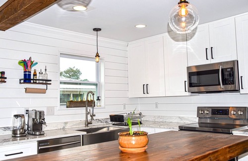 Fairhope Cabaña | Waterfront Paradise - Bay Sunsets - Rejuvenate