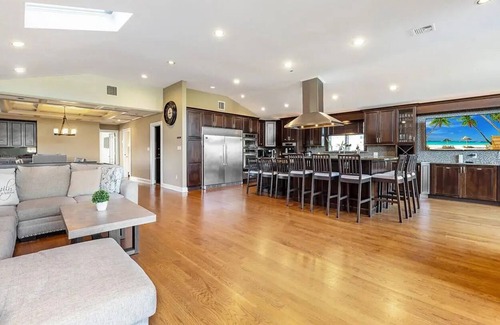 Massapequa Casa | Waterfront Paradise on Long Island