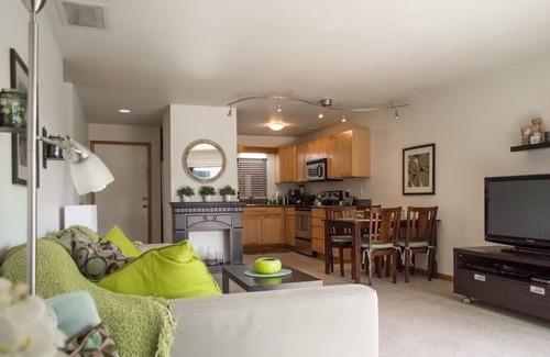 Old Town Chinatown Condominio | Waterfront Pearl - Hermosa decoración, Perfect View!