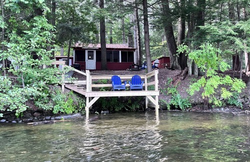 Corinth Cabina | Waterfront Pine Cabin near Saratoga, Lake George