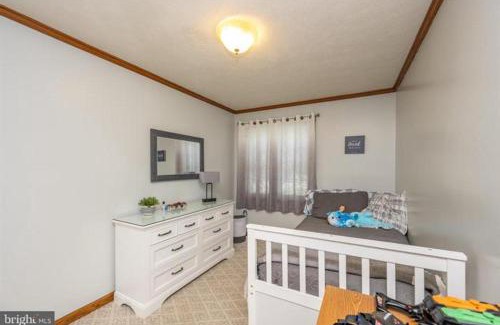Friendsville Casa | Waterfront Pool Hottub Deep Creek Lake Wisp